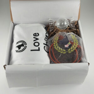 Pearls and Paws Gift Set